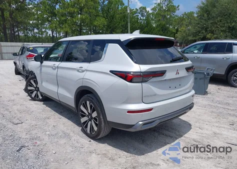 2025 Mitsubishi Outlander Se 2.5 S-Awc/Trail Edition S-Awc from USA, damaged, VIN JA4J4VA87SZ016991